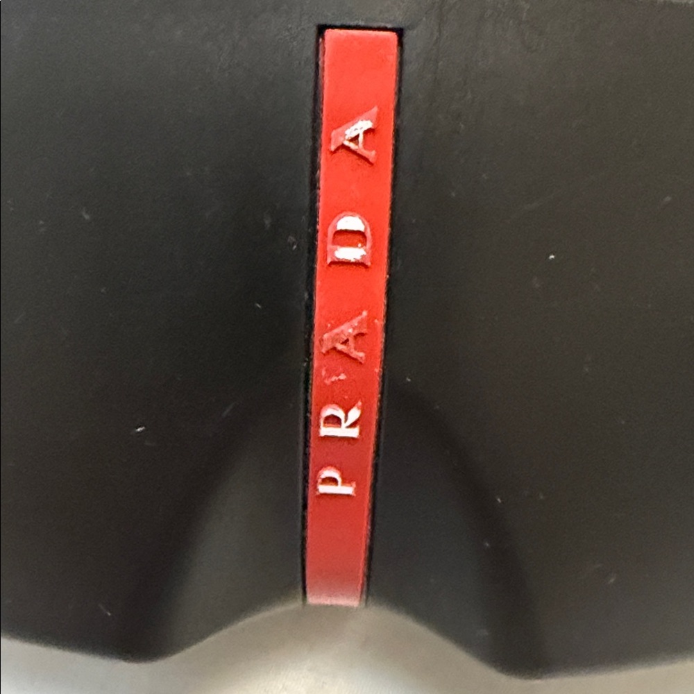 PRADA Women’s 62mm POLARIZED,Black Sunglasses with Red Temple LOGO Stripe.🔥🔥 - Picture 8 of 8